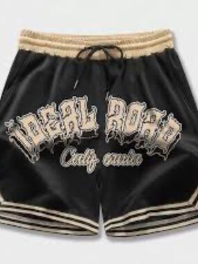 ROMWE Idea Road Shorts with size Medium